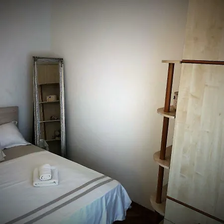 Ilija Apartment *
